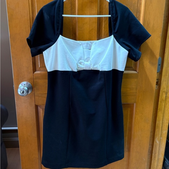 NWT Anthropologie Maeve Bow-Front Shift Mini Dress Size Large Black & White - Picture 8 of 10